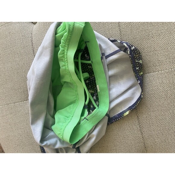 LULULEMON Dancing Warrior Tank Top Power Bra Women’s Size 6 Athletic Gym Floral - Picture 7 of 13